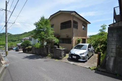 Nakao 3-chome, Yahatanishi-ku, Kitakyushu City (Space World Station) 2-story 3LDK