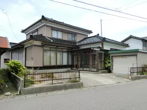 2-story building with 7DK in Yoyama, Shonai Town, Higashitagawa District