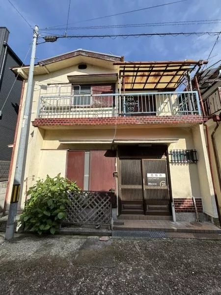 Kaizuka City, Handa 2-chome (Higashi-Kaizuka Station) 2-story 4DK