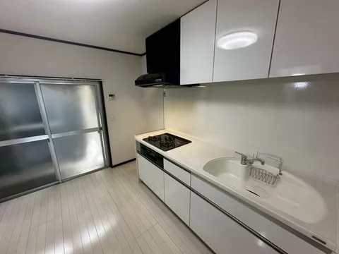 Interior renovation completed ♪ Ideal price for investment properties ♪