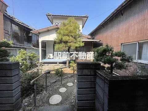Used single-family home (Hasuike Town Hasuike) 7 million yen