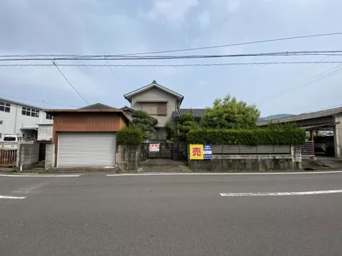 Nishinihon City, Kamihiranocho 1-chome (Nishinihon Station) 2-story building, 6LDK