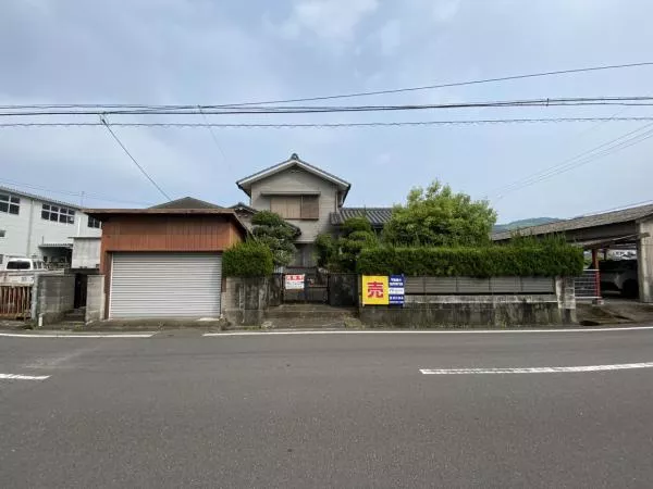 Nishinihon City, Kamihiranocho 1-chome (Nishinihon Station) 2-story building, 6LDK
