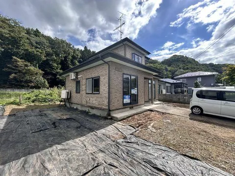 Sannohe District, Sannohe Town, Oaza Kawamorita, Hashinoshita (Sannohe Station) 2-story 3LDK