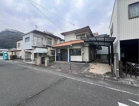 Ihara City, Sasagacho 1-chome (Komoriuta no Sato Takaya Station) 2-story building 4DK