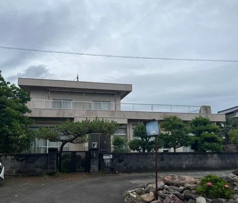 Nomura-cho Nomura, Seiyo-city 2F 9LDK

5 million yen