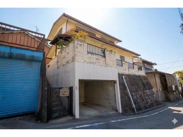 ◆Durable RC and lightweight steel structure, 3-story building◆3LDK◆Spacious land◆Well-developed surrounding environment