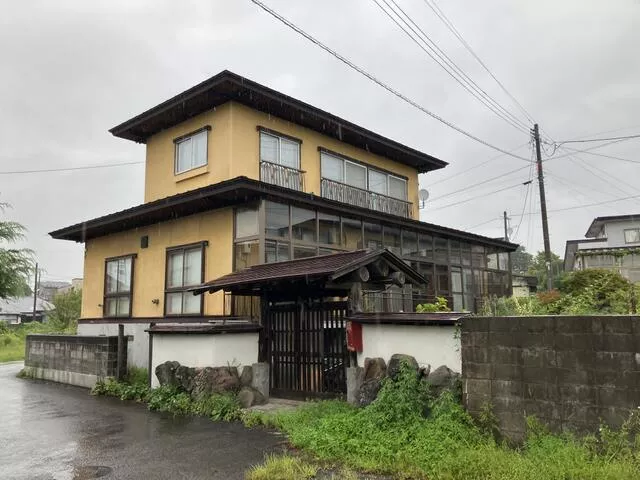 Odate City, Aza Sakuramachi Minami (Higashi-Odate Station) 3-story 7DK