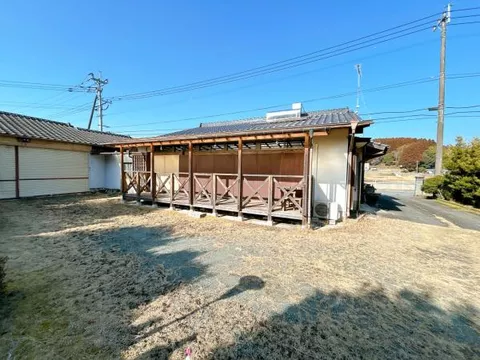 Tamana District, Minami-Kan Town, Oaza Shimosakashita (Tamana Station) Single-story building 7DK