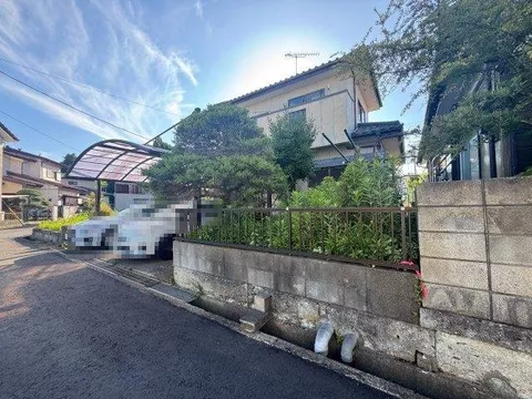 ◆Shaped land◆Family-friendly◆Parking for 2 cars available◆Flooring◆Quiet residential area