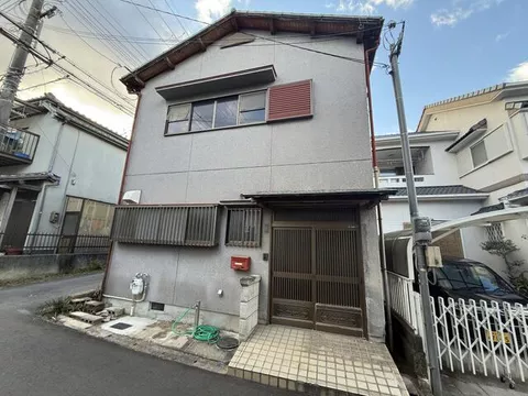 Yamato Takada City, Oaza Tsukiyama (Tsukiyama Station) 2-story building 6DK