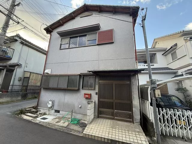 Yamato Takada City, Oaza Tsukiyama (Tsukiyama Station) 2-story building 6DK