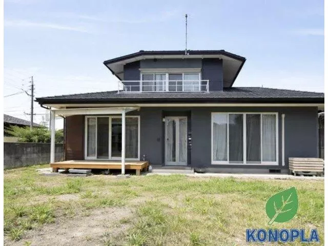 ☆Renovated property☆■Land area of 100 tsubo■Wood deck■Good sunlight