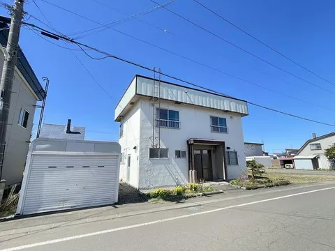 Iwamizawa City, Minamimachi 8-jo 3-chome, 2-story building, 6LDK