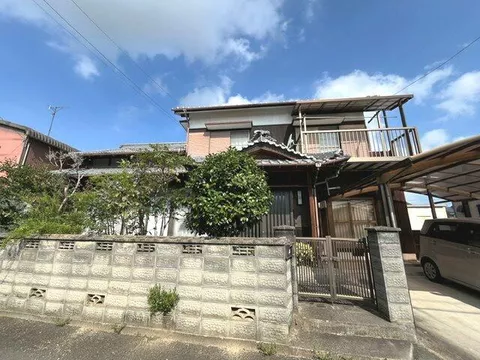 Imabari City, Goshinyashiki-cho 1-chome, (Iyo Tomita Station), 2-story, 6LDK