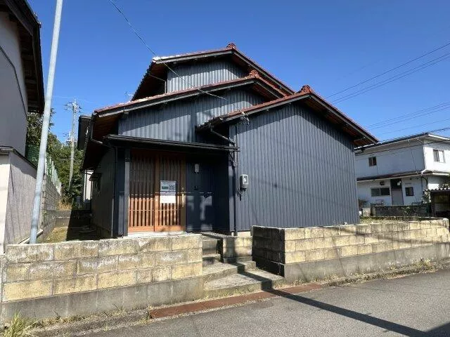 Kaga City Matsugaoka 2-chome (Kaga Onsen Station) 2-story 3LDK