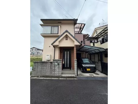 ◇ New Listing ◇ A used detached house with renovation plans available from a construction company