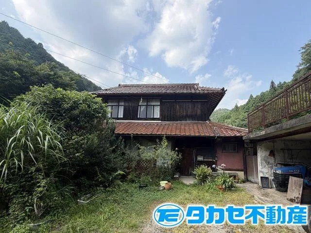 Taka County, Taka Town, Yachiyo District, Yamato (Nishiwaki City Station) 2-story building 7DK