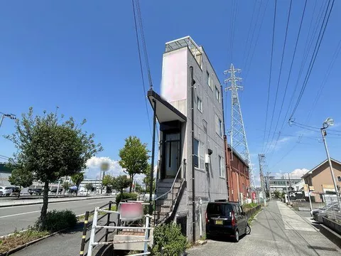 Matsuyama City, Yodo Minami 1-chome (Yodo Station) 3-story building 2SLDK