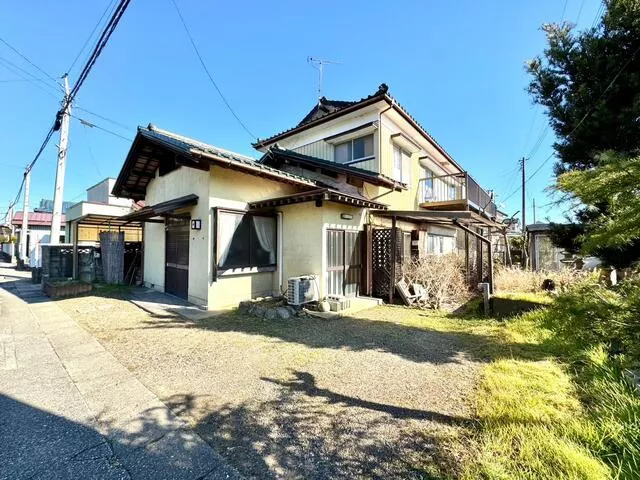 35 minutes on foot from JR Kashima Line "Kashima Jingu" Station [Bus available] 16 minutes by bus to Okubo Entrance (Ibaraki Prefecture) 14 minutes on foot