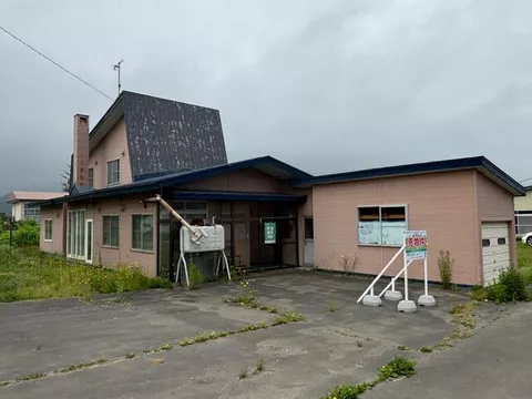 Monbetsu District, Engaru Town, Minamimachi 4-chome (Engaru Station) 2-story building 4LDK