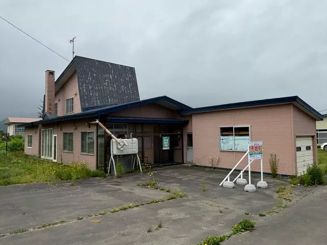 Monbetsu District, Engaru Town, Minamimachi 4-chome (Engaru Station) 2-story building 4LDK