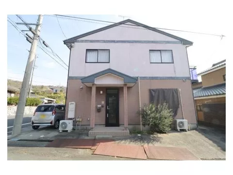 Recommended for families who want to live comfortably in a quiet environment.