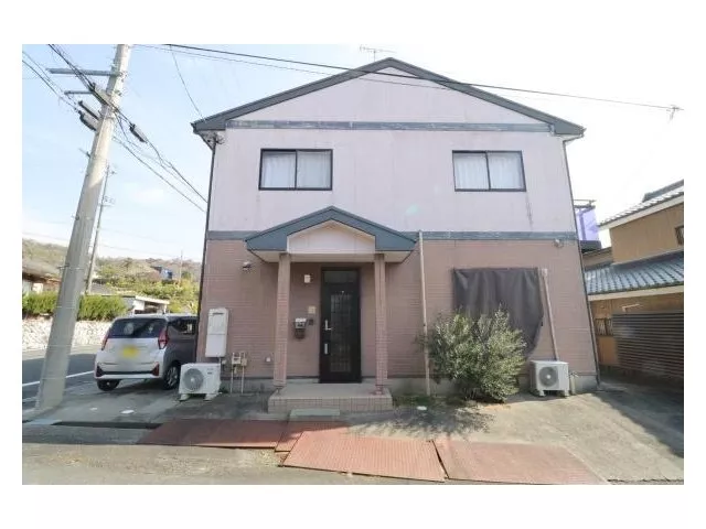 Recommended for families who want to live comfortably in a quiet environment.