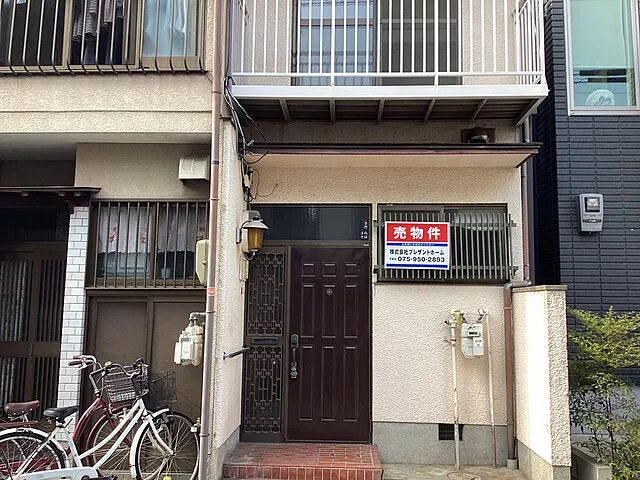Used terrace house, 3 minutes on foot from Hanazono Station on the JR San'in Main Line