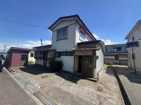 Onuki 4 (Takada Station) 1.2 million yen