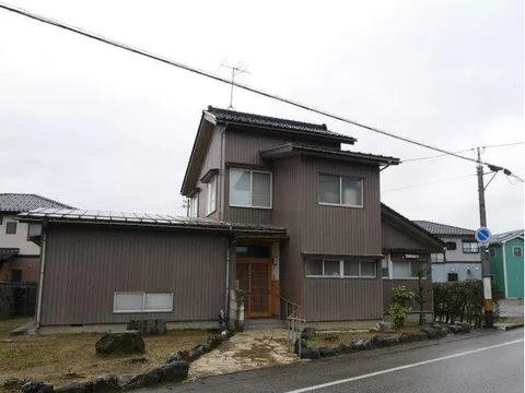 Mizuhashi Hatake etc. 6 million yen
