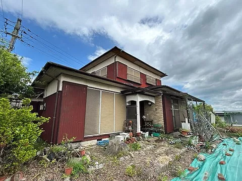 Used single-family home in Higashikagawa City, Minato