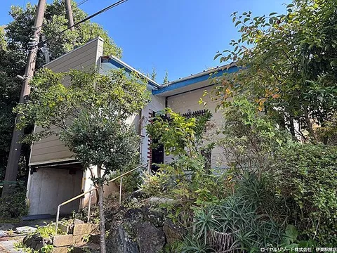 Used single-family home in Ito Kadono-dai resort area