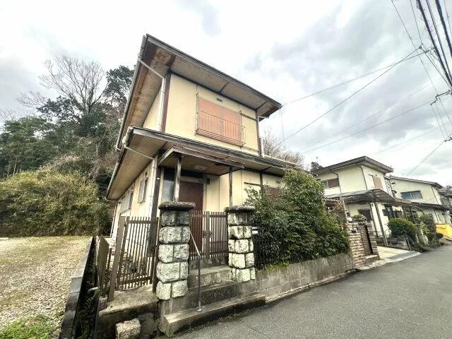 6 Shimomaki, Kamimaki-cho, Kitakatsugi-gun (Hatakeda Sta.) 2F 6DK

2F 6DK 3,600,000 yen
