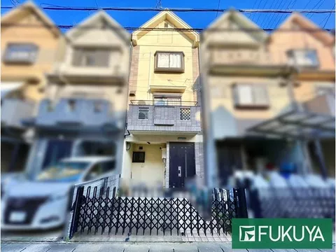 ☆Renovation history available☆ Two-sided balcony! Front road width approximately 6m!