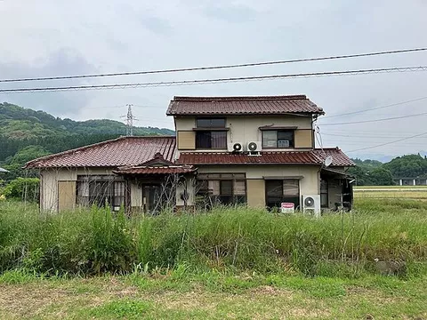 Used single-family home, used residence (Taku City, Taku Town).