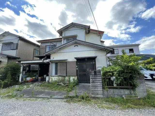A fully electric house with abundant facilities available for 3.6 million yen.
