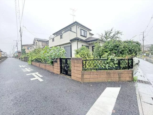 Kitakoshigaya District, Ina Town, Oaza Komuro (Shiku Station) 2-story 3LDK