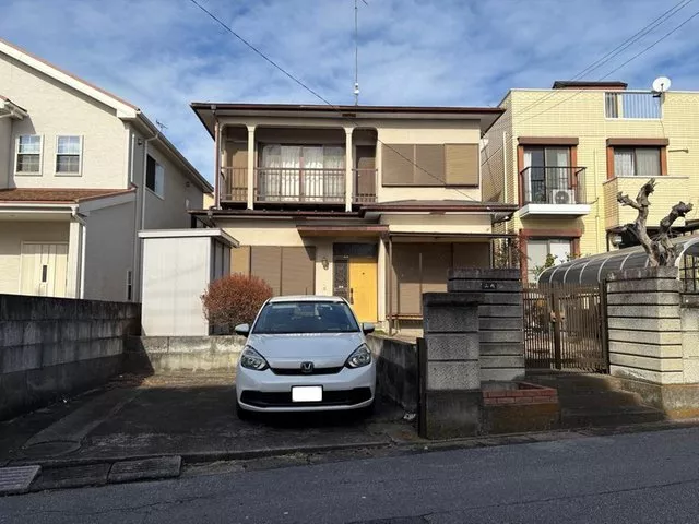 Supermarket within a 10-minute walk, garden, two-story building