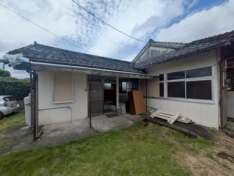 Ibusuki City, Nishikata (Miyakahama Station) Single-story building 4LDK