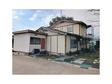 Kamie 1.9 million yen