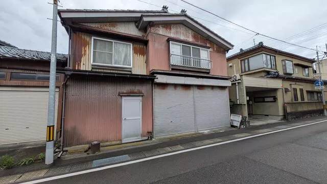 Niigata City Minami Ward Shirane (Yashirota Station) 2-story 8LDK