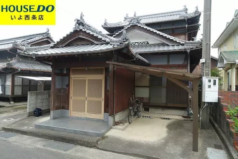 Saijo City, Kuniyasu (Iyo-Miyoshi Station) 2-story building 5DK