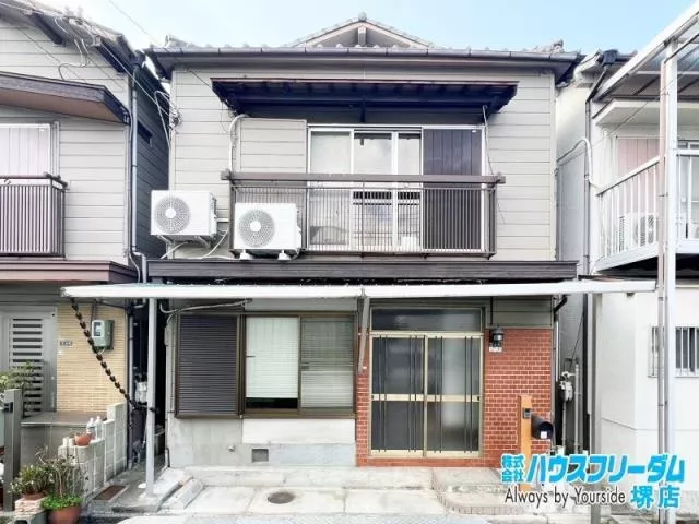 Kishiwada City, Shimoikeda-cho 2-chome (Kumeda Station) 2-story building 4DK