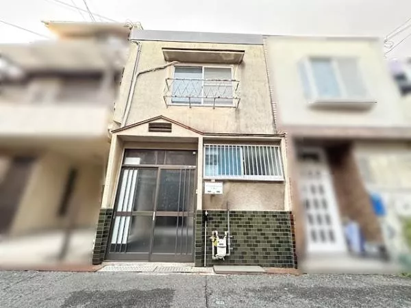 Matsubara City, Kawai 1-chome (Takaminosato Station) 2-story building 4DK