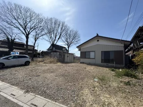 Fukaya City, Ishizuka (Fukaya Station) Single-story building 5DK