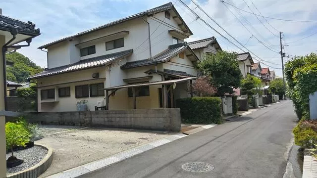Matsuyama City, Takaoka-cho (Nishi-Koiwa Station) 2-story 4LDK