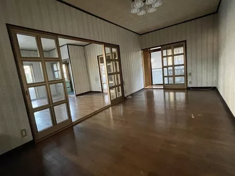 ☆ 8LDK! The connecting room can also be used as a large hall! ☆ About 600m from National Route 1 ☆ Suitable for company housing or facility use ☆ - Image 3