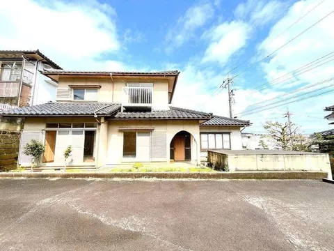 Takai Real Estate ☆ 6DK × 57 tsubo spacious used house