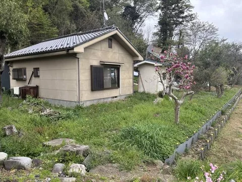 ◆ Land area approximately 194 tsubo ◆ Recommended for those who want to grow vegetables seriously! No reconstruction allowed